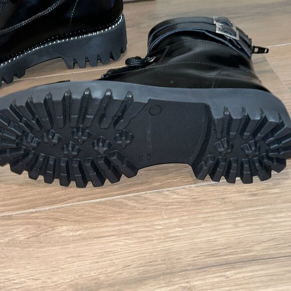 NWT Anthropologie Jon Josef Gwendolyn Black Leather Combat Boots size 5 - Picture 6 of 8